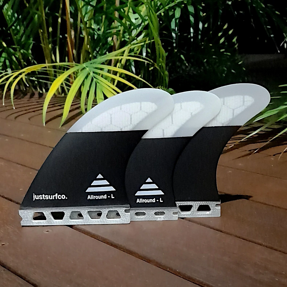 justsurfco. Single Tab Glass Foamcore 'Allround' Thruster Set Black/White in Various Sizes