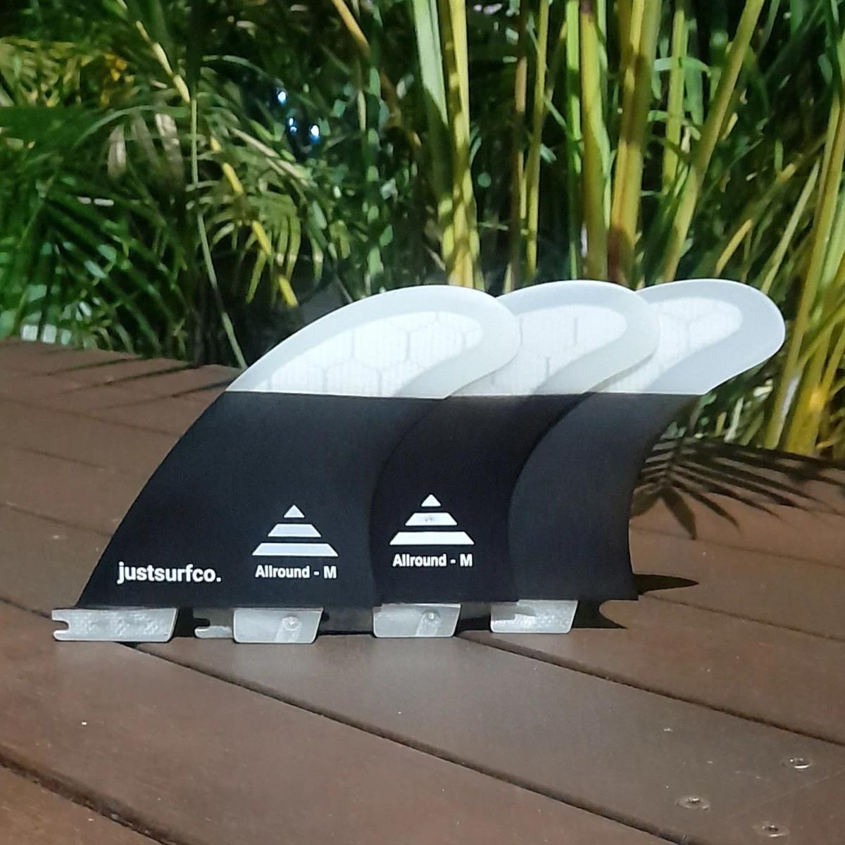 justsurfco. Dual Click Tab Glass Foamcore 'Allround' Thruster Set Black/White Various Sizes